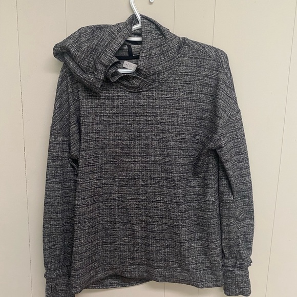 Lululemon Hoodie Grey Size 8 - Picture 2 of 4